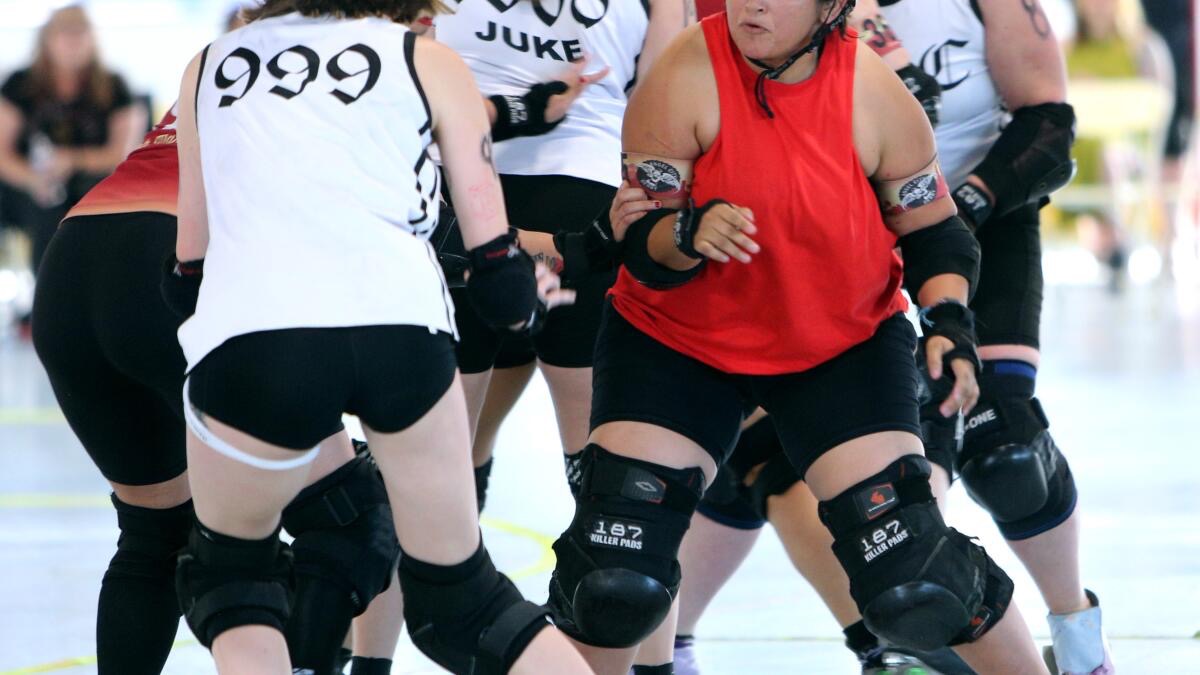 Best Knee Pads for Roller Derby: Comfort & Protection